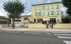 Logis Hotel & Restaurant Le Carnot